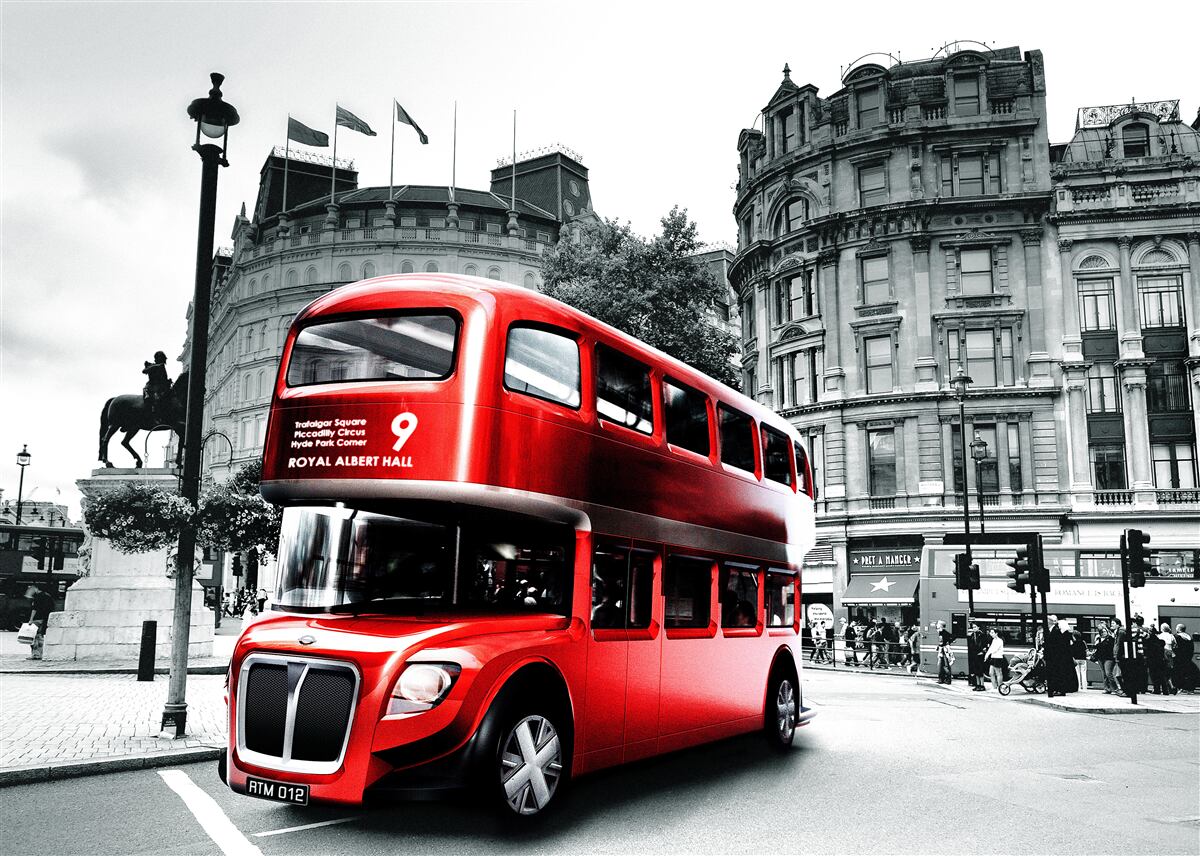 Fototapeta autobus z londynu na ulicy miejskiej