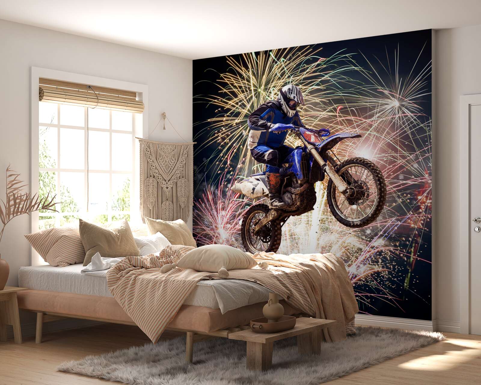 Fototapeta rowerzysta z tyłu fajerwerków