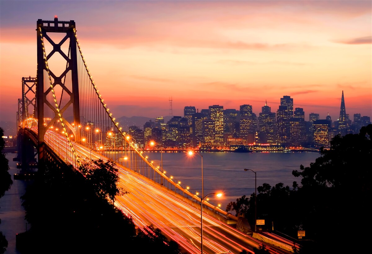 Fototapeta san francisco jest oświetlone