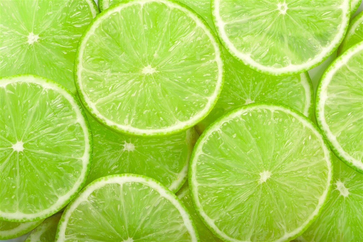 Fototapeta dojrzałe kawałki limonki