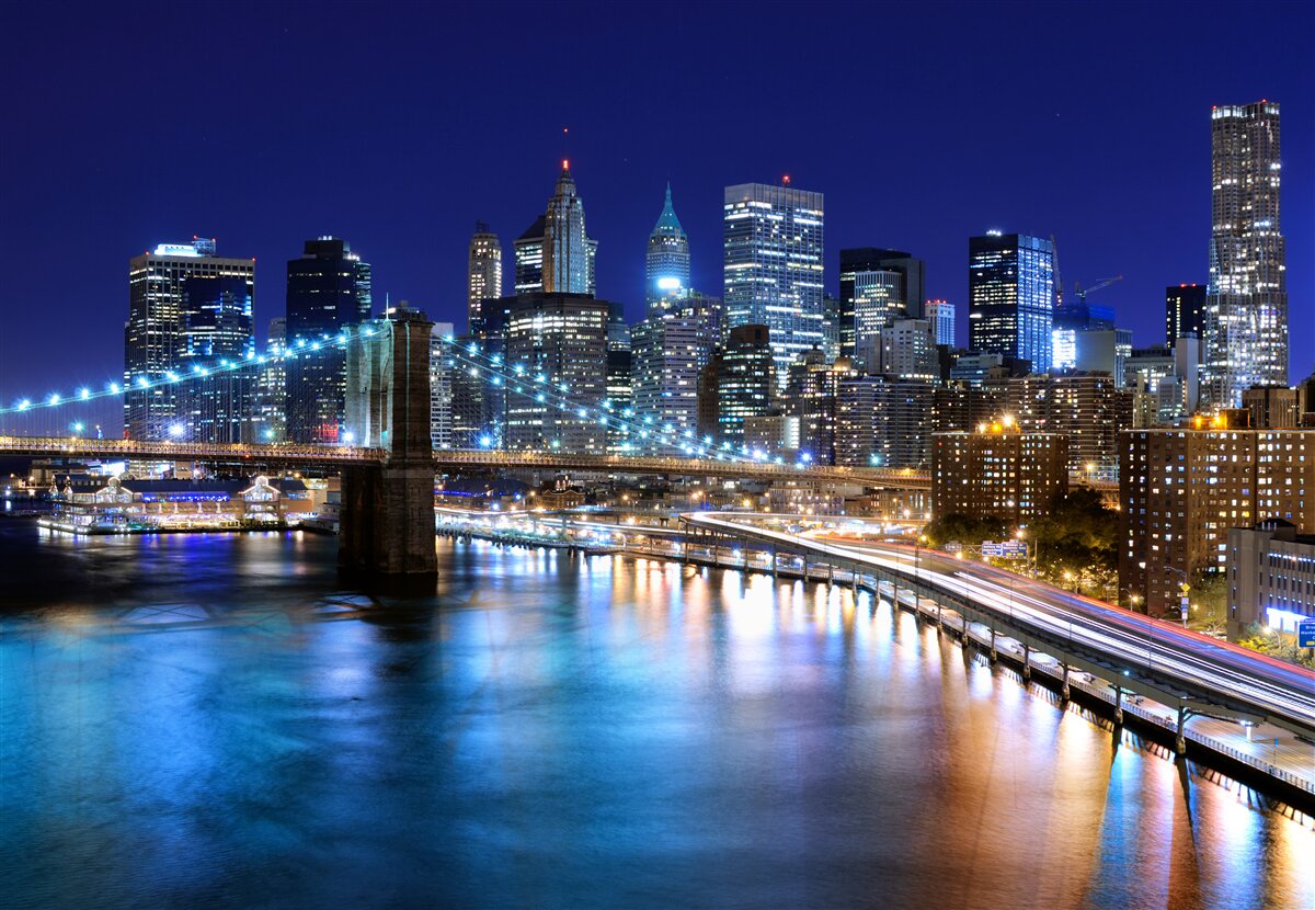 Fototapeta oświetlone nabrzeże manhattanu nocą