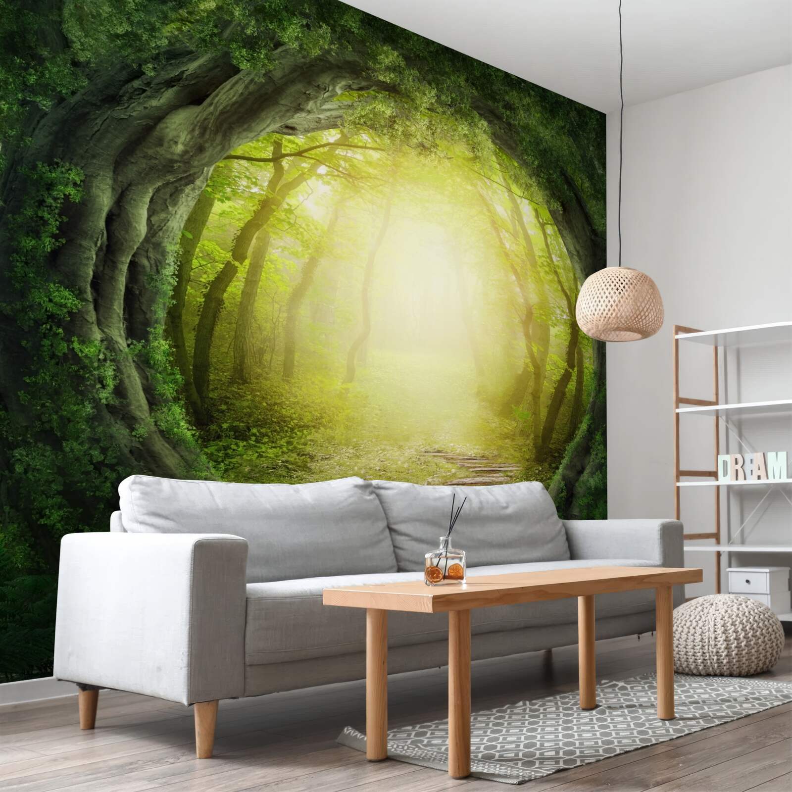 Fototapeta krajobraz z zielonym lasem